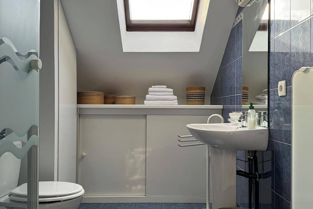 Apartamento entero, Centre Ville au Calme Avec Balcons et vue Dégagée in Objat, Brive-la-Gaillarde region