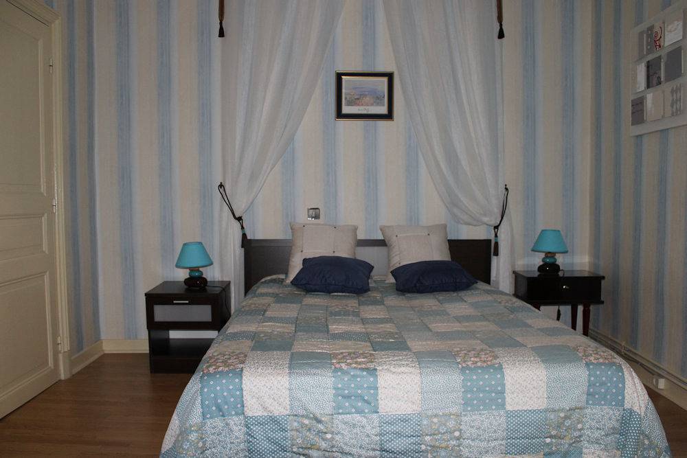 Chez Flo - Chambre lagon in Lempdes-sur-Allagnon, Haute-Loire