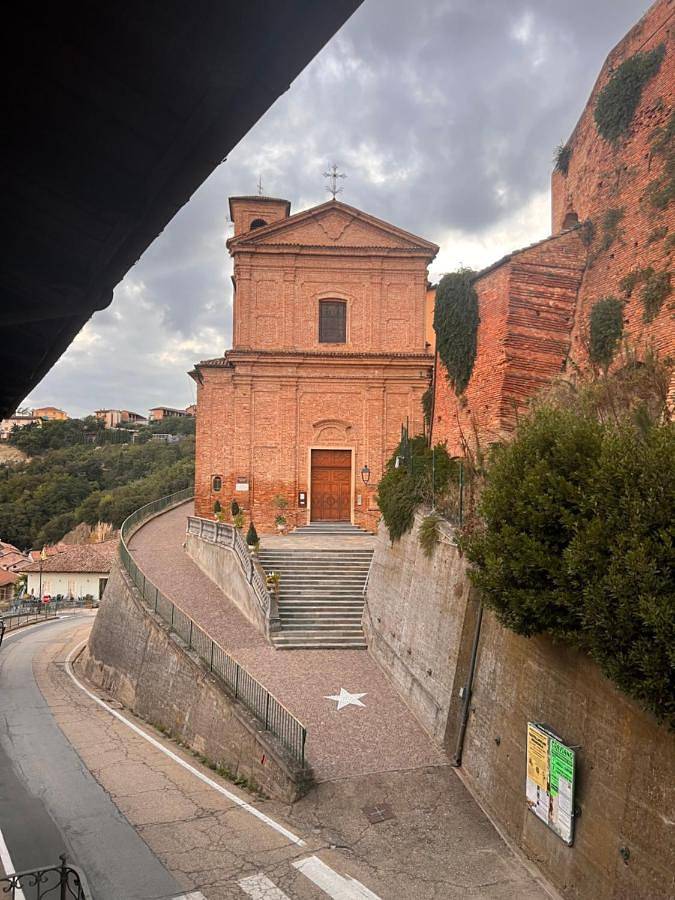 Maison d’hôte pour 2 personnes, avec piscine ainsi que sauna et vue à Castellinaldo - 4