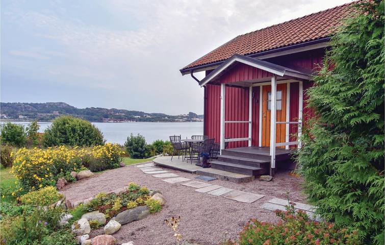 Ferienhaus für 6 Personen, mit Terrasse und Garten in Tanum