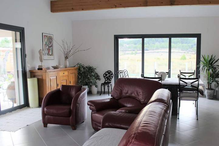 Location de vacances pour 8 personnes, avec jardin à Félines-Minervois - 3
