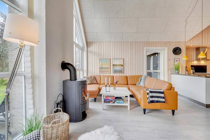 Gemütliches Ferienhaus für 8 Personen, Sauna, Whirlpool und Kicker in Blavand, Varde