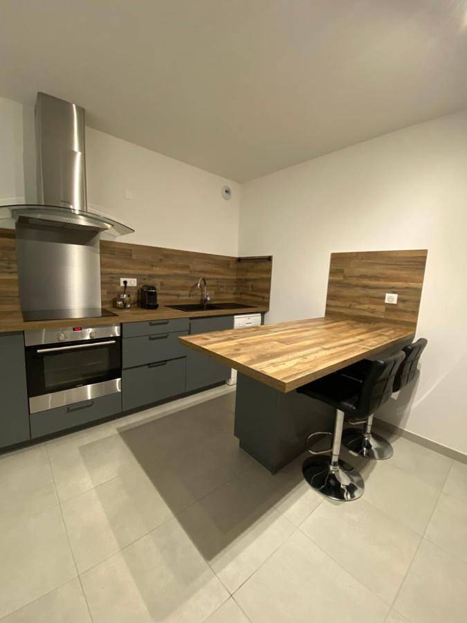 Appartement entier, One-Bedroom Apartment in Vallecalle, Région de Calvi