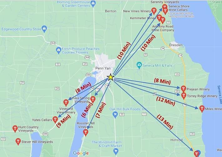 Vacation rental for 10 people, with hot tub and terrace in Keuka Lake