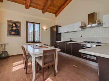 Villa Con Piscina per 10 Persone in Piandimeleto, Pesaro-Urbino, Foto 3