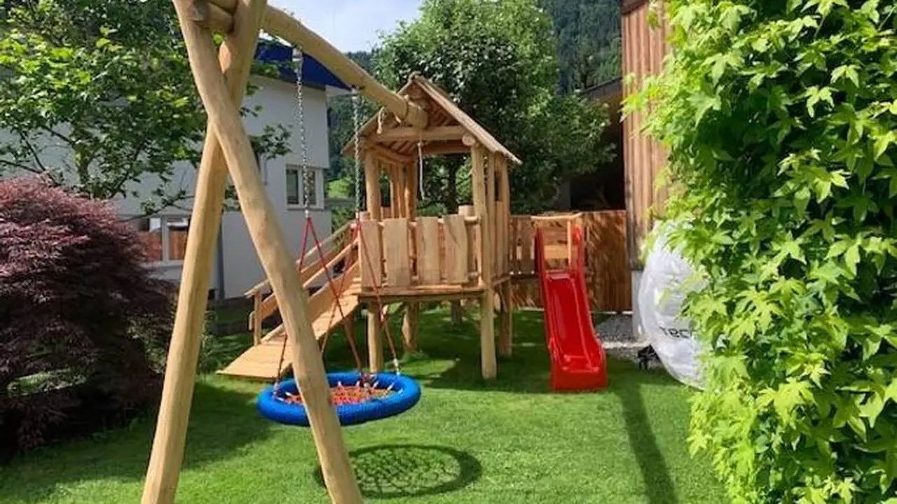 Geheel vakantieappartement, Vakantieappartement voor 13 personen met sauna in Itter, Kaisergebirge