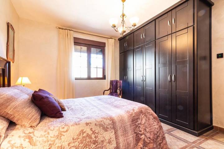 Casa rural para 10 personas, con Balcón y Terraza además de Jardín y Piscina en El Padul - 4