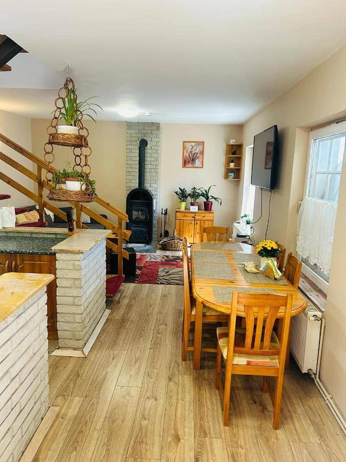 Ferienwohnung für 4 Personen, mit Garten, kinderfreundlich in Fonjod