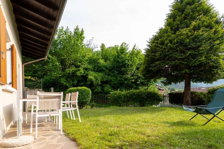 Ferienwohnung für 5 Personen, mit Seeblick und Terrasse sowie Garten, mit Haustier am Idrosee - 3