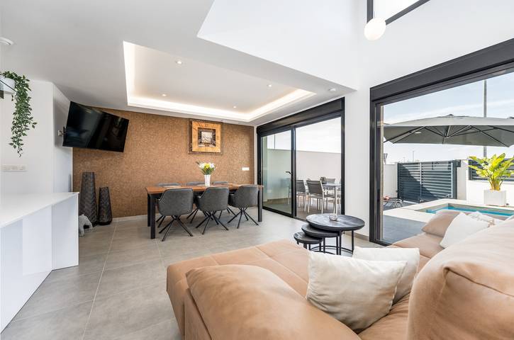 Villa moderne neuve avec piscine privée, Wi-Fi et climatisation à Los Montesinos in Los Montesinos, Costa Blanca