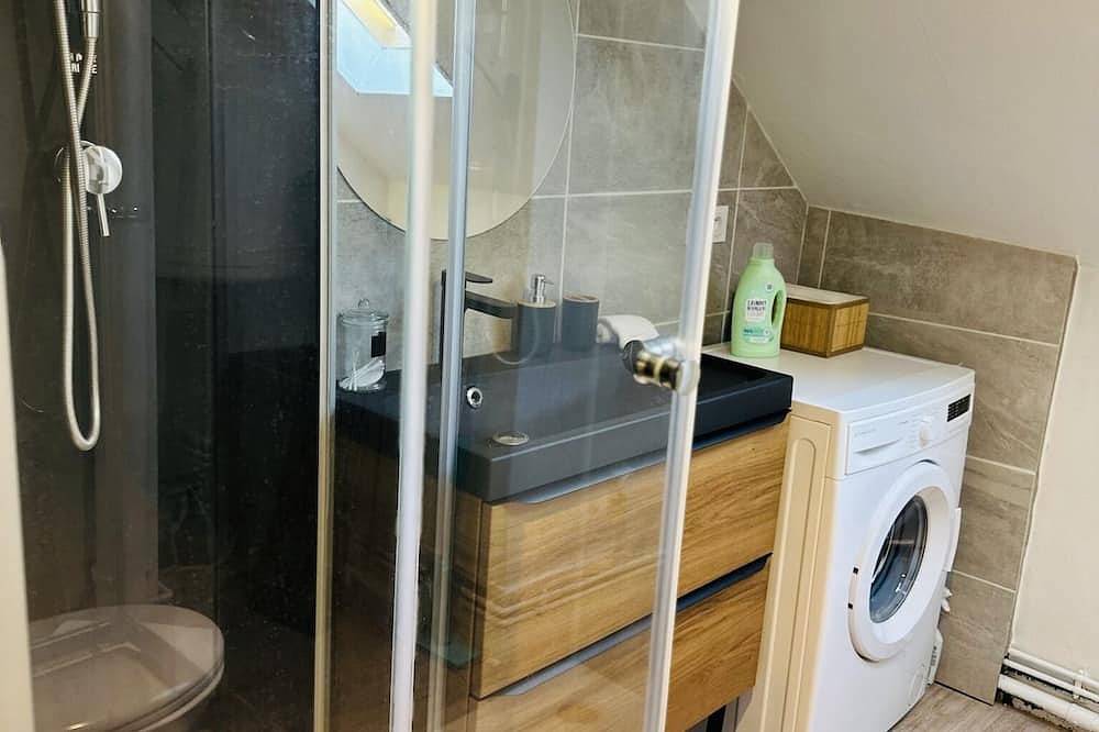 Entire apartment, Le Studio du Square: Châteaux-Beauval – Drive-in N in Romorantin-Lanthenay, Sologne