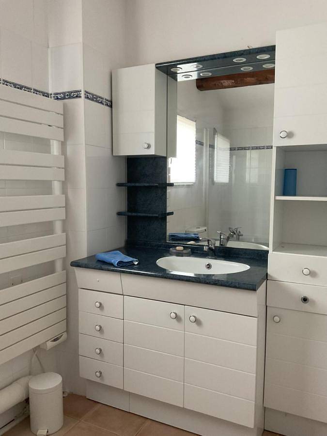 Location de vacances pour 8 personnes, avec vue et jardin à La Boissière - 2