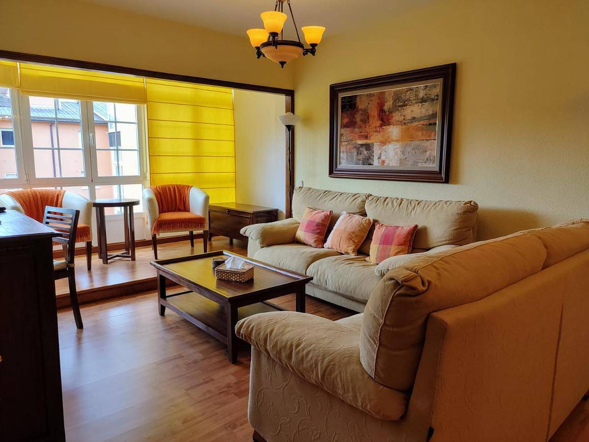 Ganze Wohnung, Three-Bedroom Apartment in Cervo (Spanien), A Mariña Lucense