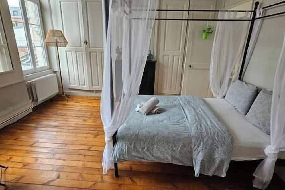 Entire apartment, Les jardins de Baudimont - Apartment 5p in Arras, Arras region