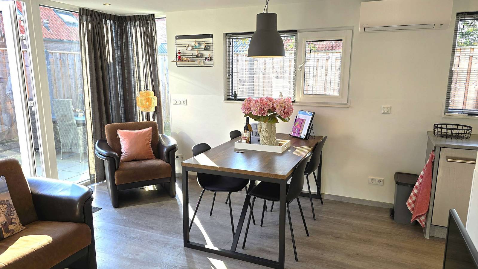 Hello Zeeland - Casembrootstraat 27A in Westkapelle, Walcheren