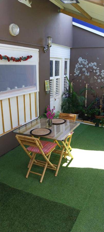 Gîte pour 2 personnes, avec terrasse et jardin à Le Carbet