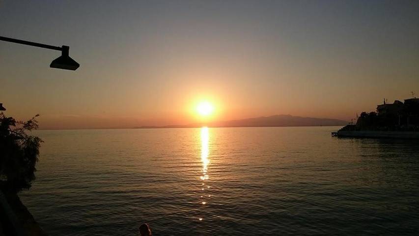 Vakantiewoning voor 2 personen, with Balkon and Terras as well as Uitzicht op Thassos