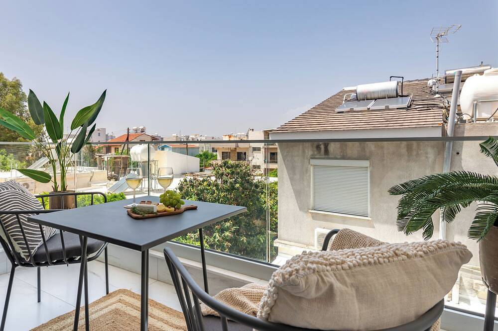 Apartamento entero, Sanders Cruise - Precioso estudio piso con balcón in Limasol, Chipre Sur