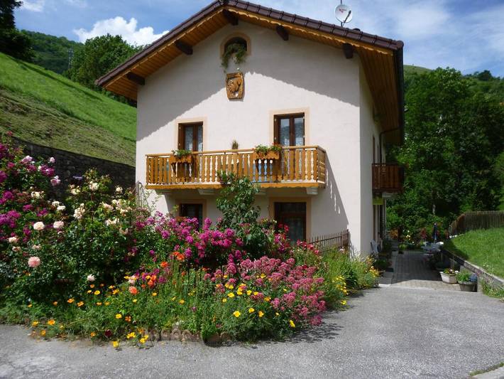 Gîte pour 4 personnes, avec jardin à Bellentre - 4