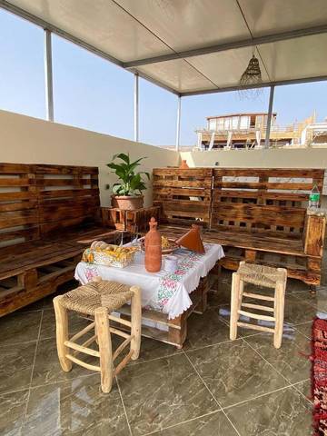 Gîte pour 2 personnes, avec vue et terrasse, animaux acceptés dans Tamraght Ouzdar