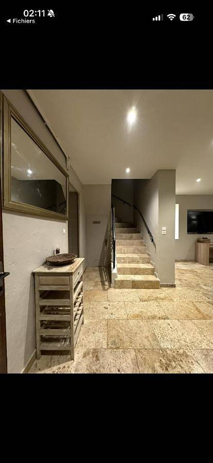 Gîte pour 8 personnes, avec vue et terrasse, animaux acceptés à Saint-Paul-Trois-Châteaux - 3