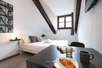 Loft per 2 Persone in Torino, Via Francigena, Foto 1