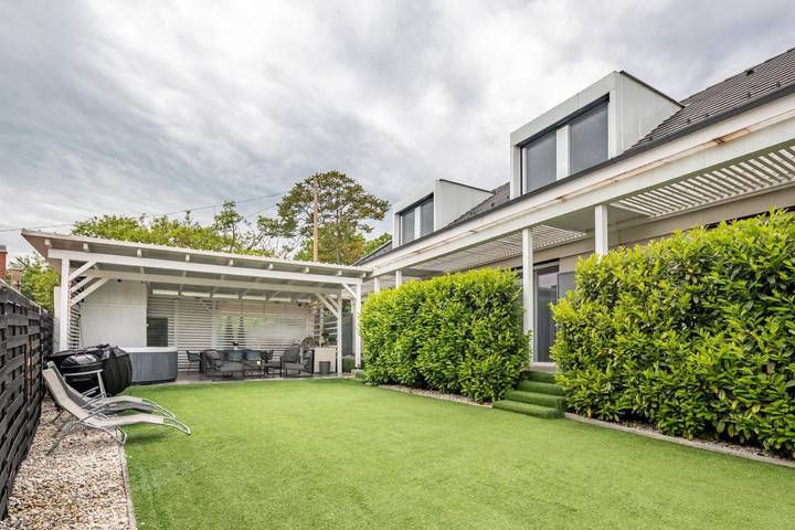 Villa für 19 Personen, mit Sauna und Whirlpool sowie Garten am Balaton - 4