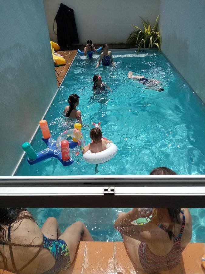 Villa pour 10 personnes, avec piscine et jardin, animaux acceptés à Toulouse
