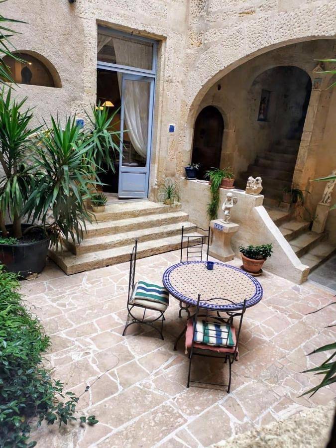 Appartement de vacances pour 3 personnes, avec Terrasse ainsi que Jacuzzi et Vue