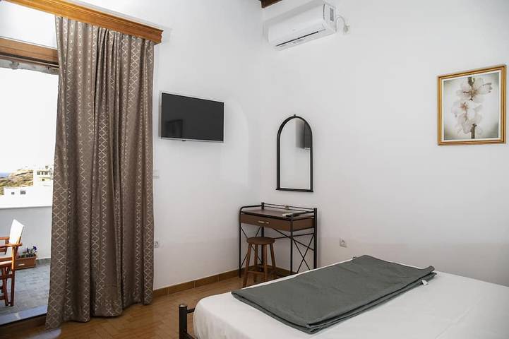 Ganze Wohnung, Kykladisches Haus mit Meerblick in Naxos Stadt, Naxos