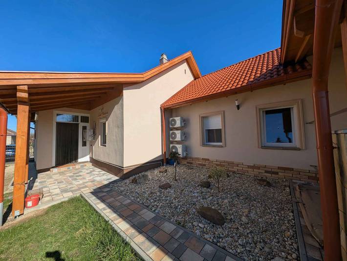 Ferienhaus für 5 Personen, mit Garten