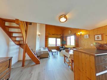Gîte pour 6 personnes, avec terrasse dans Chinaillon