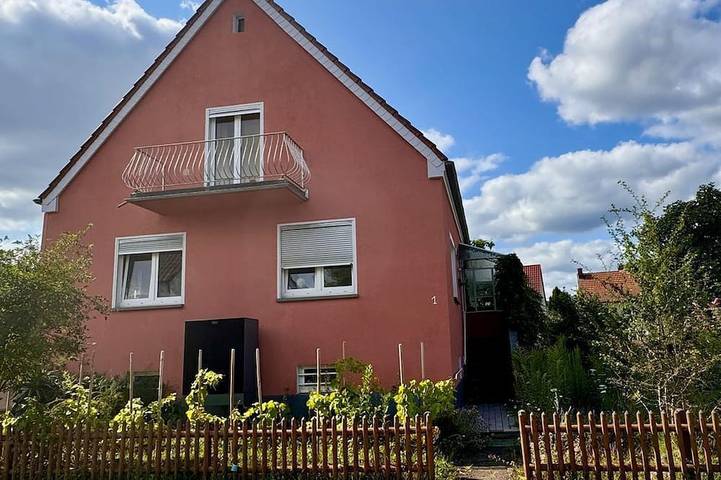 Gîte pour 2 personnes, avec jardin à Kirkel