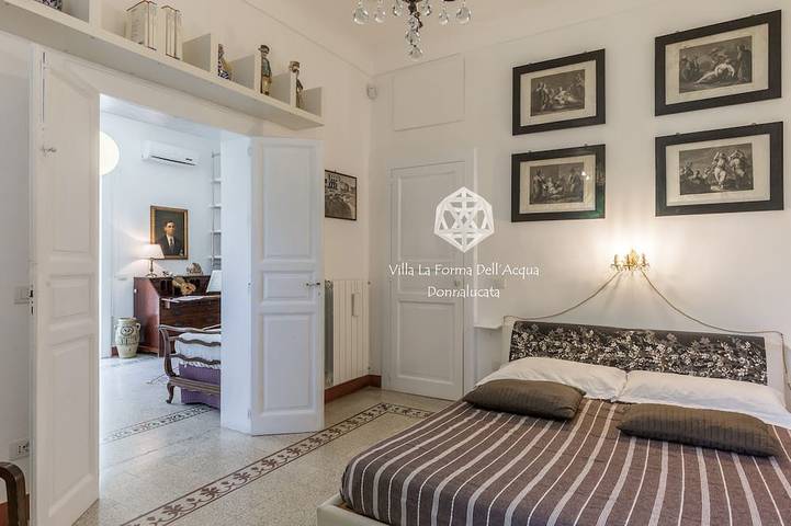 Location de vacances pour 15 personnes, avec Balcon et Jacuzzi ainsi que Terrasse et Jardin à Donnalucata - 2