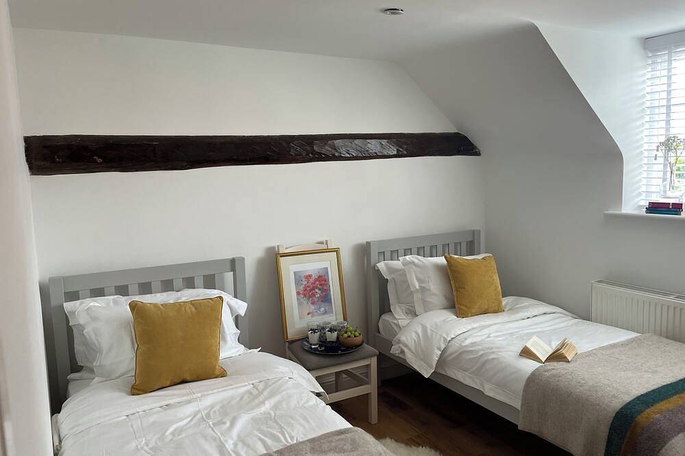 Gorgeous 19th century barn in the charming village of Upton, Nottinghamshire. in Sherwood Forest, Nottinghamshire