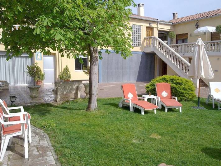 Casa de vacaciones para 8 personas, con jardín además de piscina y vistas en Ribera Navarra - 4