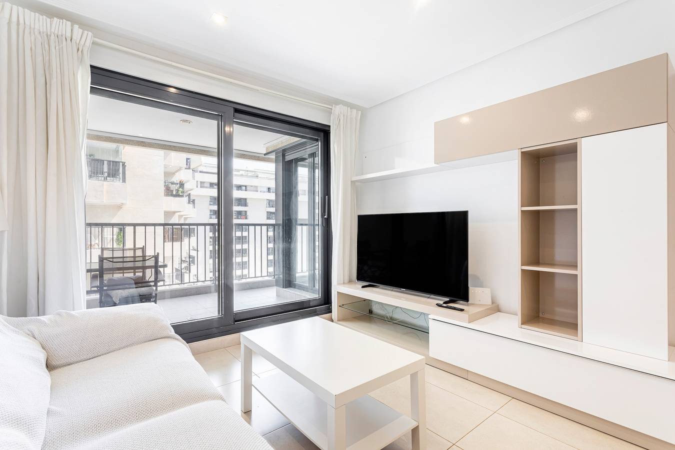 Appartement entier, Appartement 'Valencia Playa' avec vue sur la mer, Wi-Fi et climatisation in Patacona, Alboraya