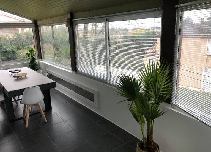 Cottage pour 2 personnes, avec vue et jardin à Frouzins