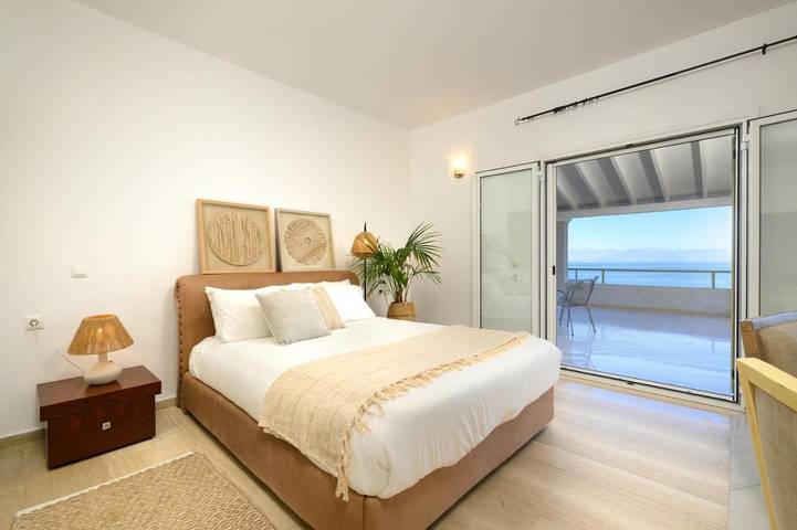 BnB für 2 Personen, mit Ausblick und Pool sowie Terrasse und Garten auf Korfu