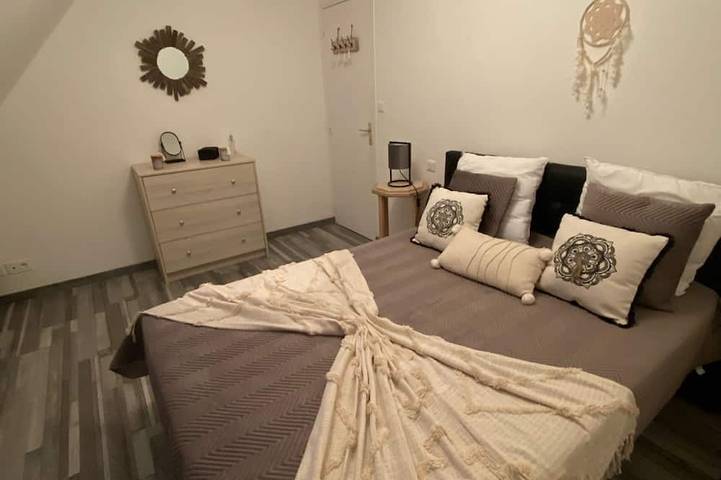 House 20 metres from the beach with sea view in Esquibien, Audierne