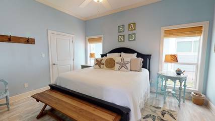 Vacation House for 14 Guests in Port Aransas, Mustang Island, Picture 4