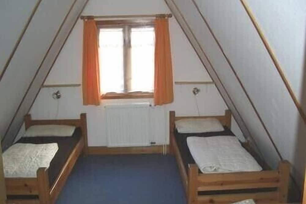 Gemütliches Zeltdachhaus bis 6 Personen, kostenloses Wlan, haustierfreundlich in Bad Arolsen, Twistesee