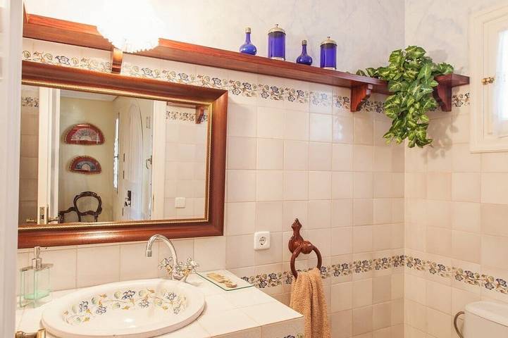 Villa Orient, 12 Personen, großer Pool, Wifi Free, Aacc, Sat Tv in Marratxí, Mallorca Westen