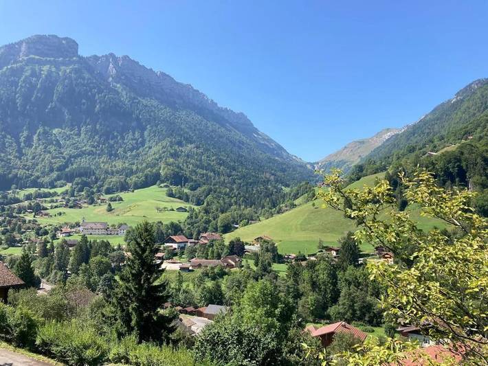 Chalet pour 8 personnes, avec jardin et vue