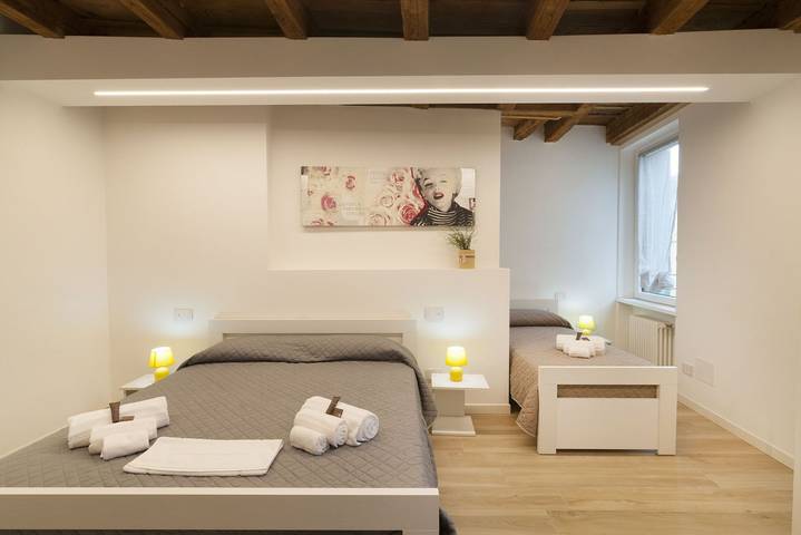 Appartamento intero, Grazioso appartamento con 3 posti letto. in Centro Storico di Verona, Verona