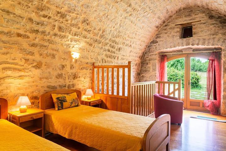 Gîte pour 4 personnes, avec piscine et terrasse à Sainte-Enimie - 4