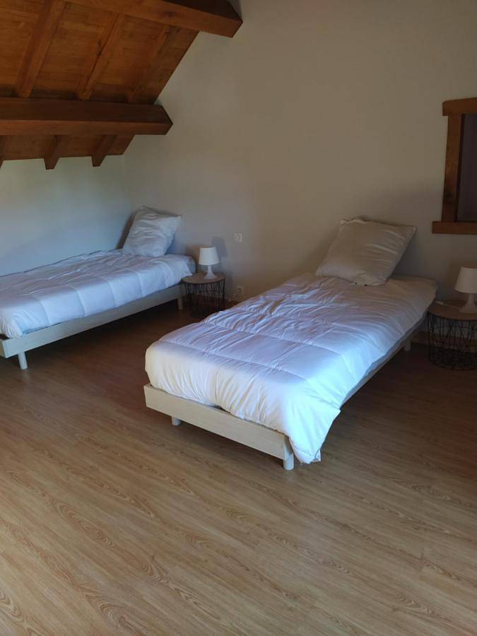 Location de vacances pour 10 personnes, avec jardin à Lédergues - 3