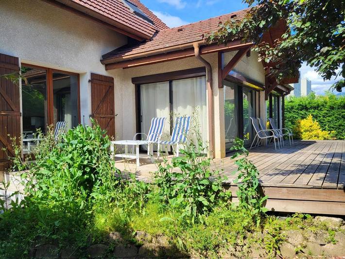 Gîte pour 8 personnes, avec jardin à Ambilly - 4