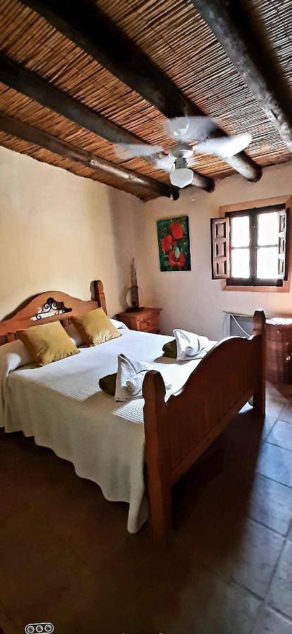 Casa rural para 4 personas, con Terraza además de Piscina y Vistas en Viñuela - 3