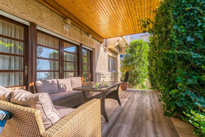 Ferienhaus für 10 Personen, mit Pool und Garten in Split - 2